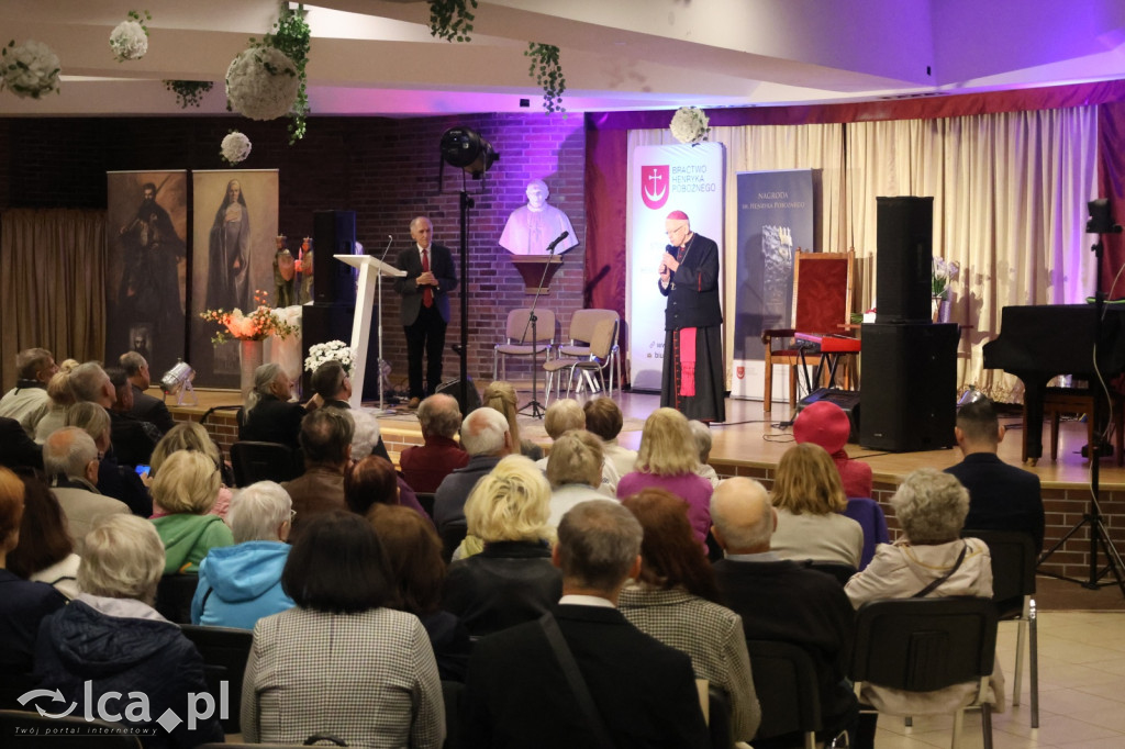 WARTOŚCI silniejsze niż czas!