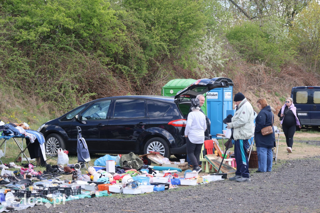 Szukasz czegoś. Zajedź do Bartoszowa