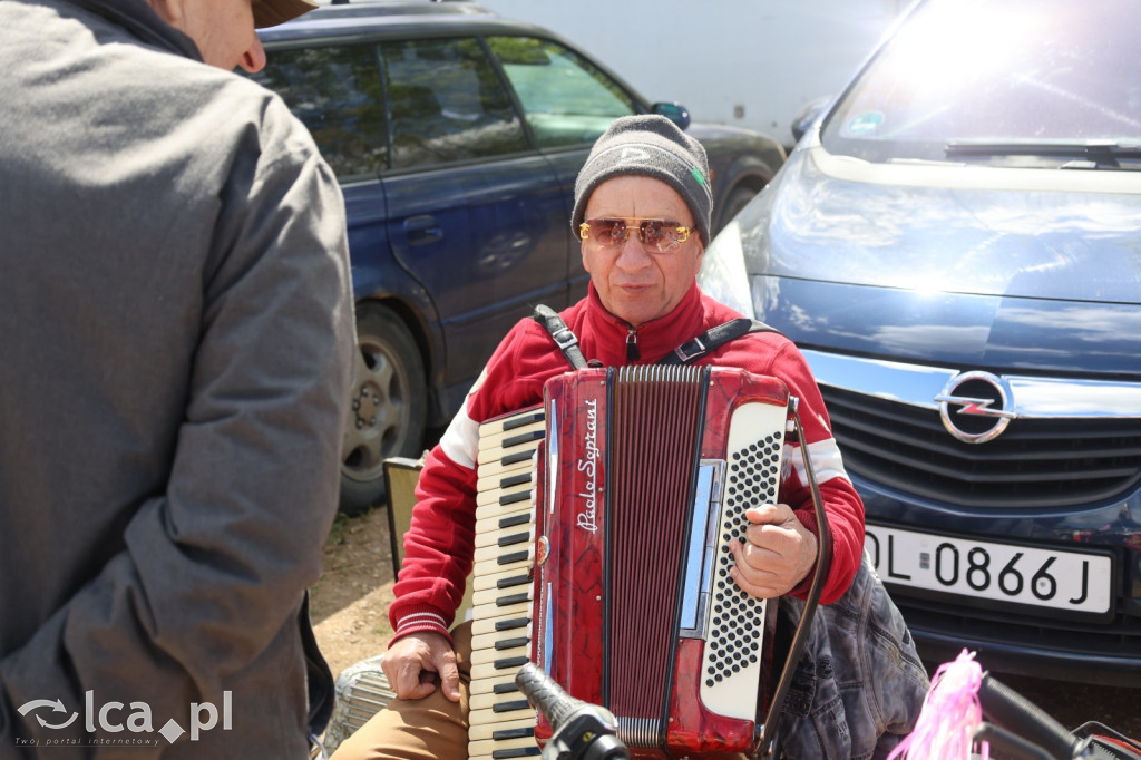 Szukasz czegoś. Zajedź do Bartoszowa