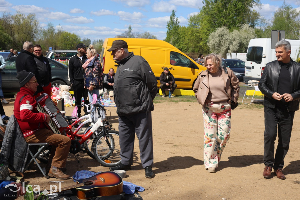 Szukasz czegoś. Zajedź do Bartoszowa