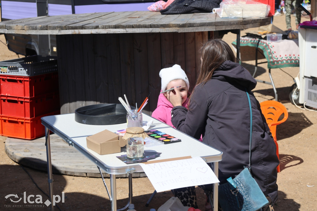 Szukasz czegoś. Zajedź do Bartoszowa