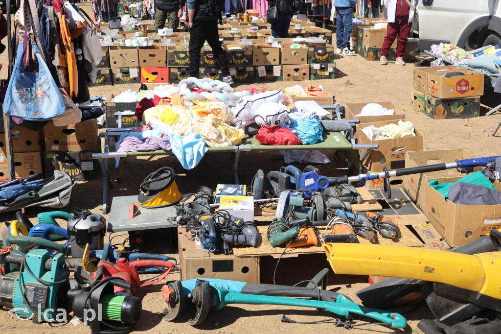 Szukasz czegoś. Zajedź do Bartoszowa