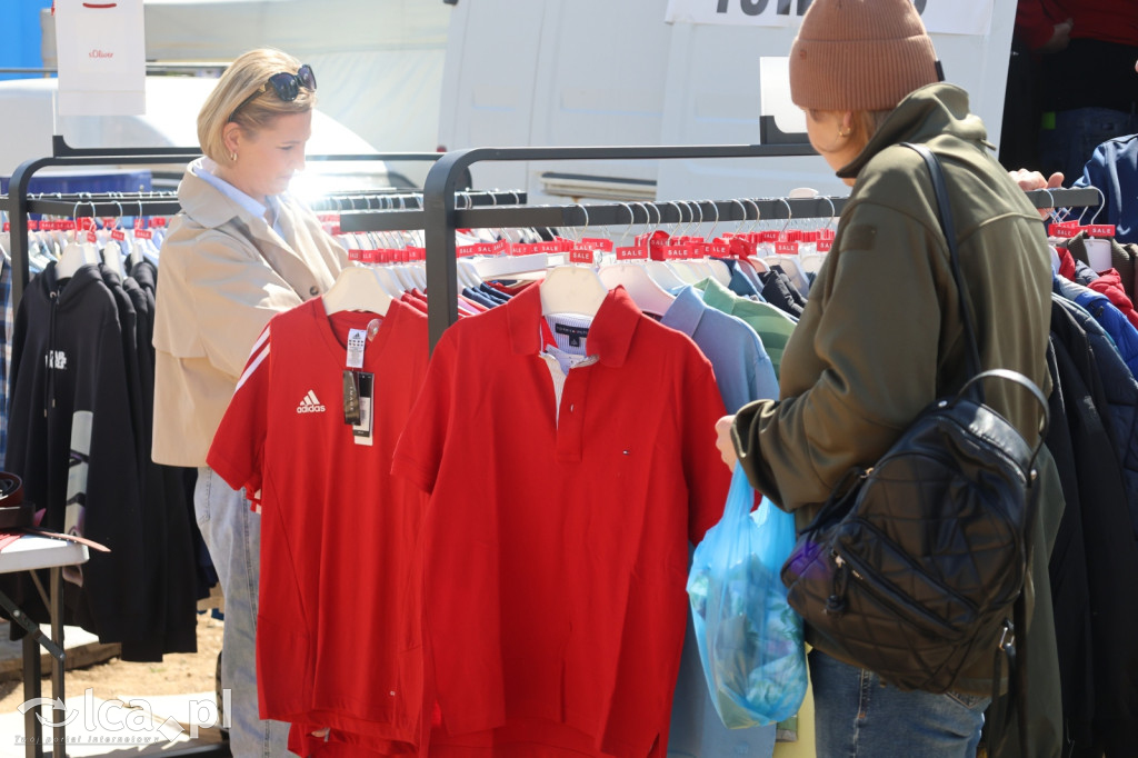 Szukasz czegoś. Zajedź do Bartoszowa