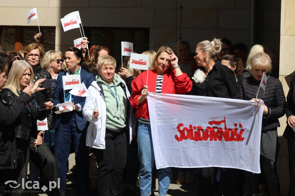 Protest przed legnickim ZUSem!