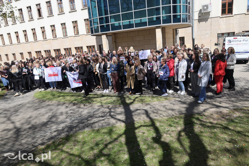 Protest przed legnickim ZUSem!