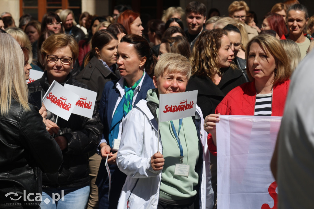 Protest przed legnickim ZUSem!
