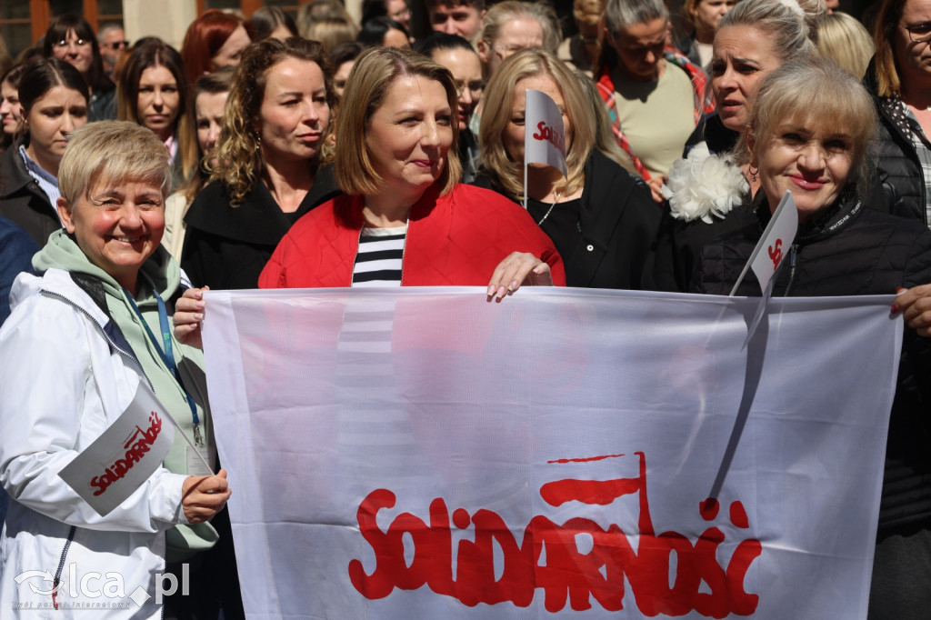 Protest przed legnickim ZUSem!