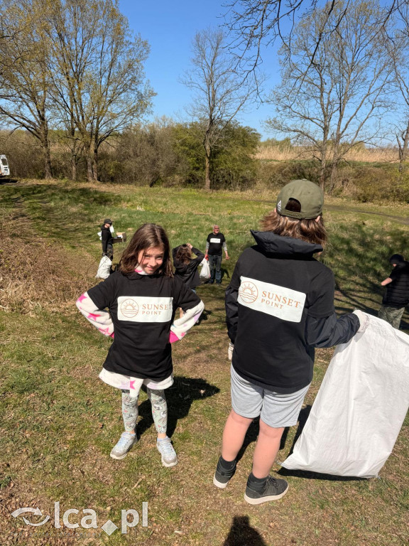 Wspólna akcja sprzątania w gminie Kunice