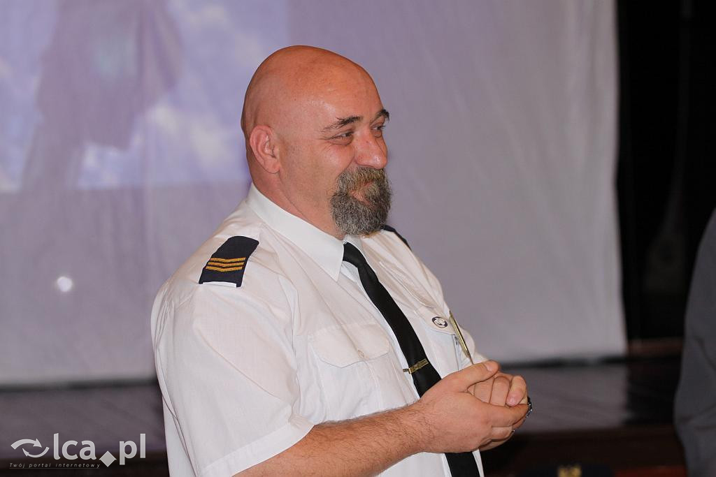 Legnicka LEGENDA zdejmuje mundur!