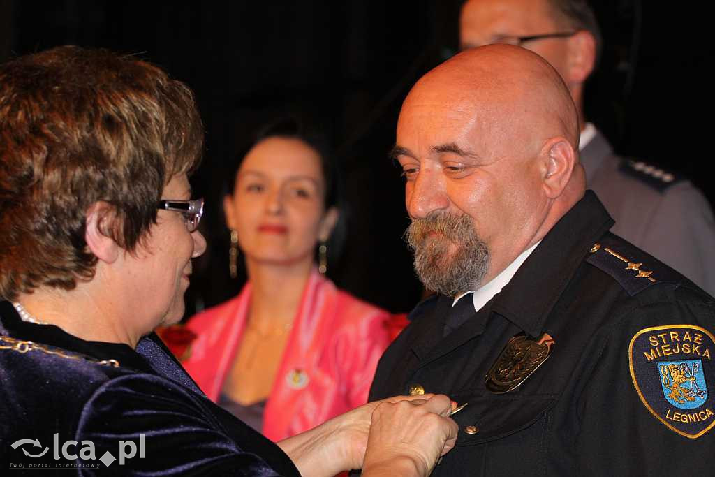 Legnicka LEGENDA zdejmuje mundur!