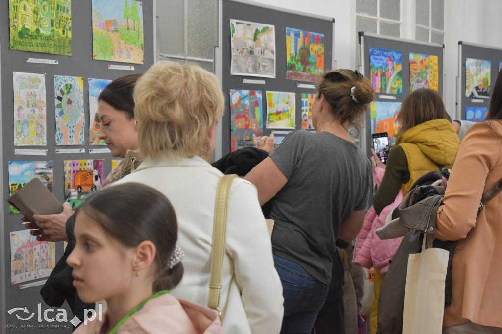 Ponad 300 wizji czystego świata!