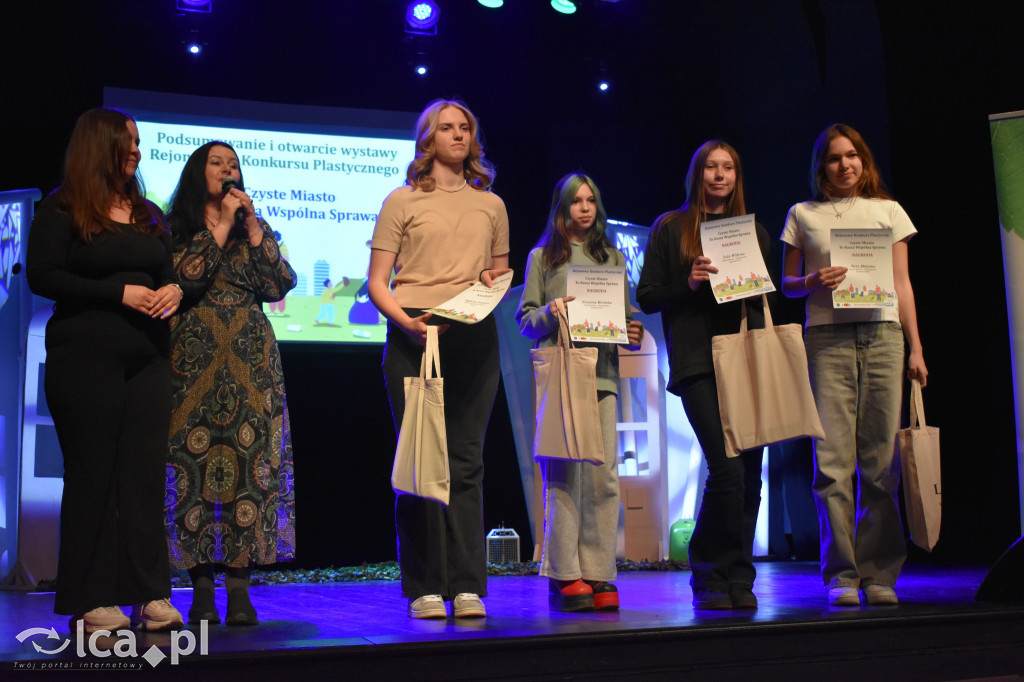 Ponad 300 wizji czystego świata!