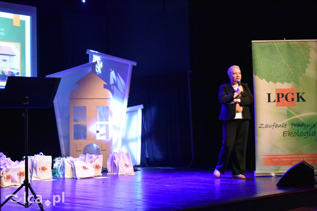 Ponad 300 wizji czystego świata!