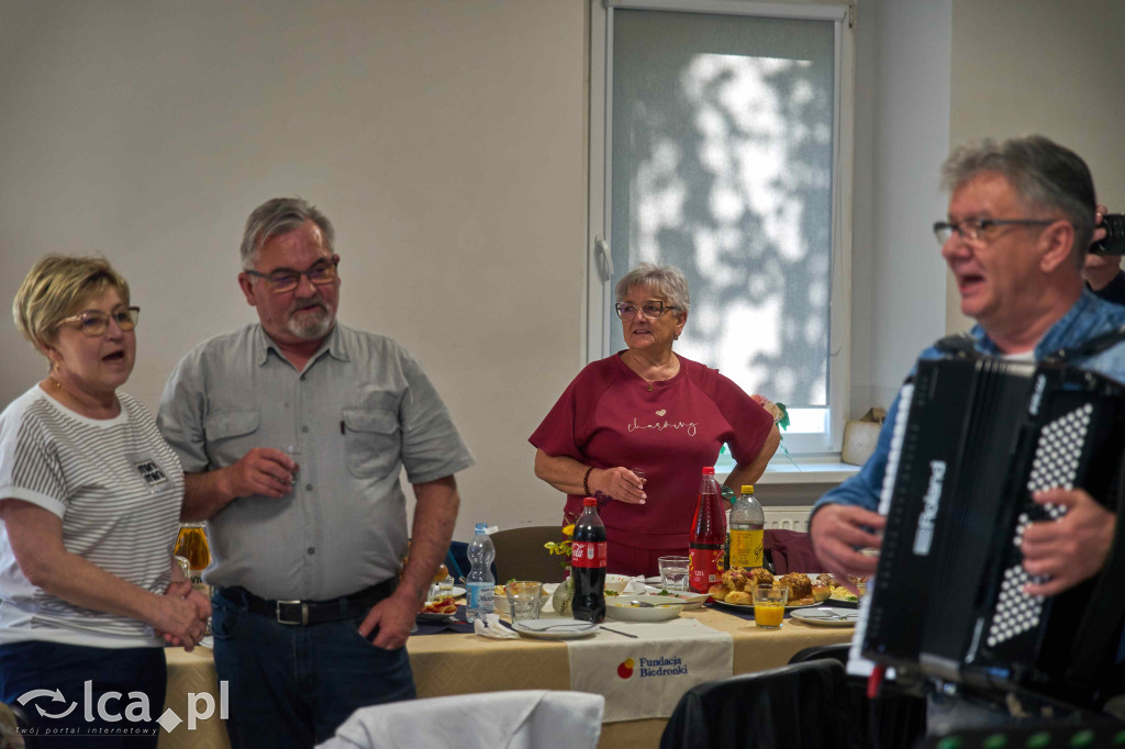 SAMOTNOŚĆ odchodzi w odstawkę