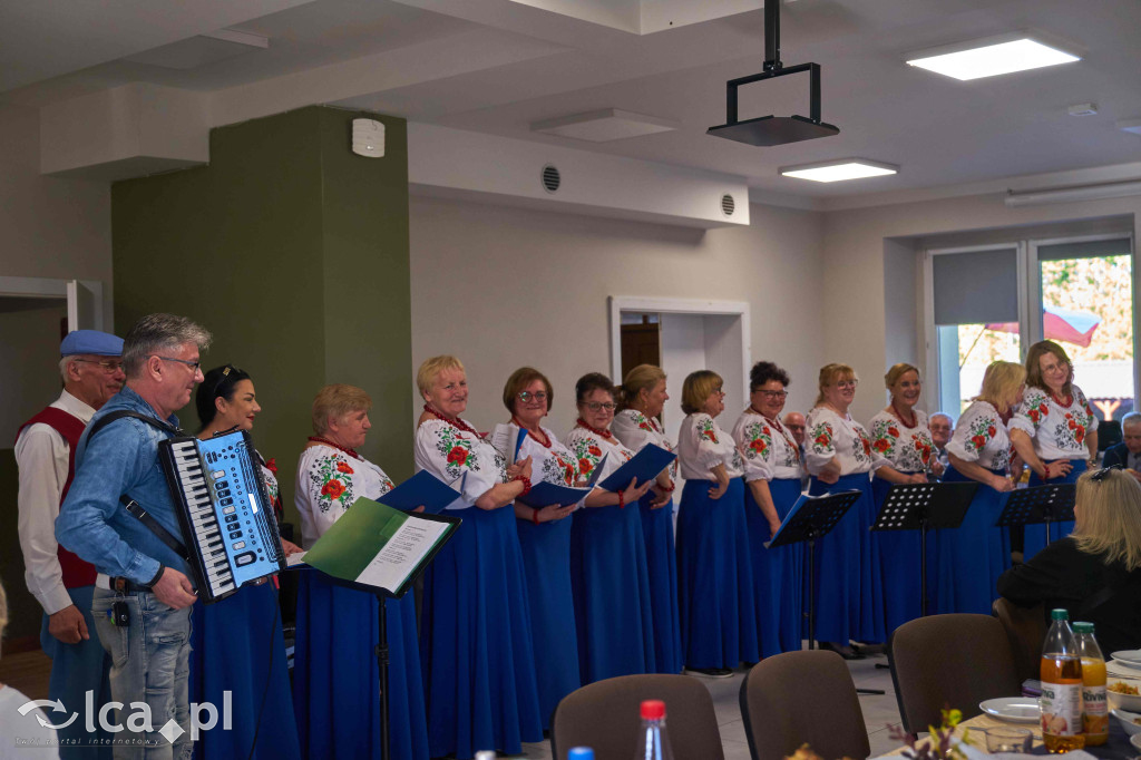 SAMOTNOŚĆ odchodzi w odstawkę