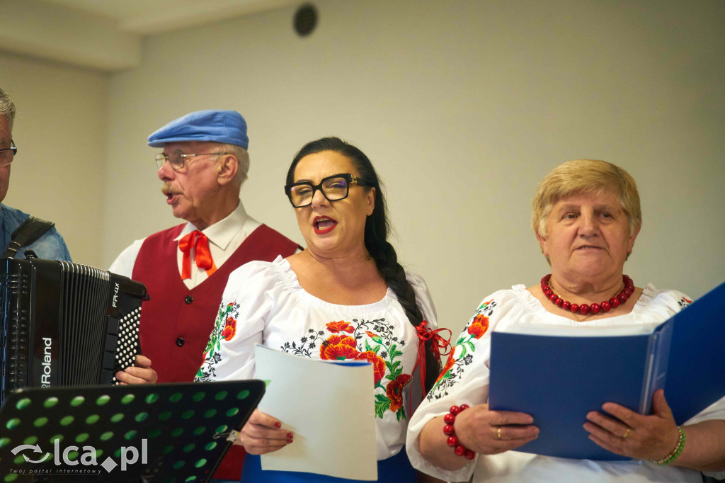 SAMOTNOŚĆ odchodzi w odstawkę