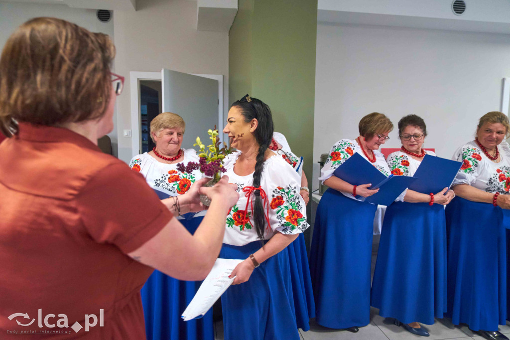 SAMOTNOŚĆ odchodzi w odstawkę