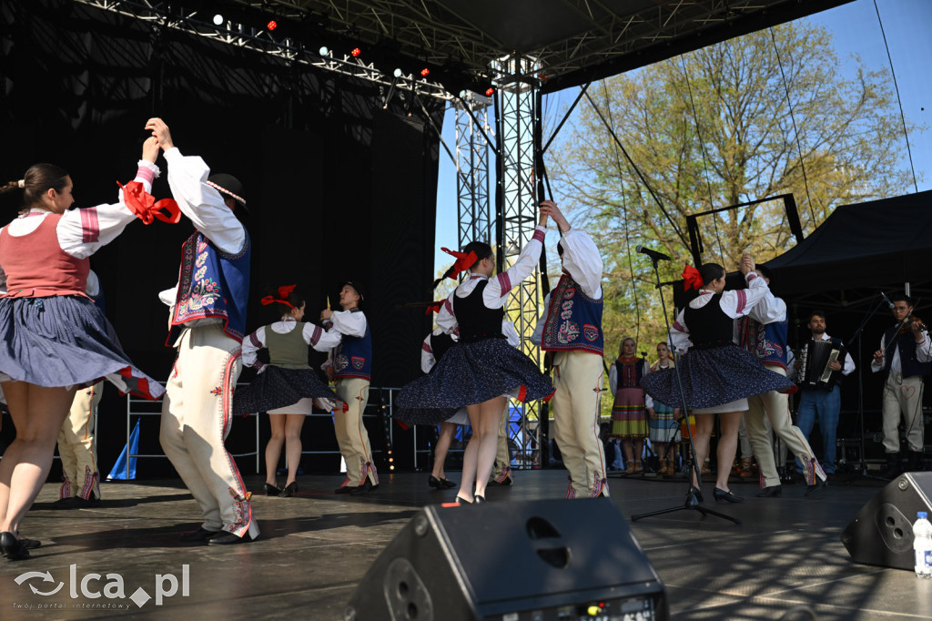 Majówka w rytmie barwnego folkloru