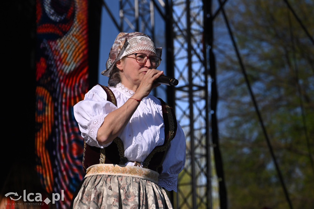 Majówka w rytmie barwnego folkloru