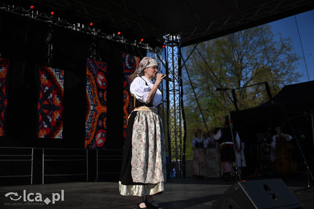 Majówka w rytmie barwnego folkloru