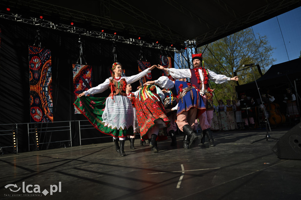 Majówka w rytmie barwnego folkloru