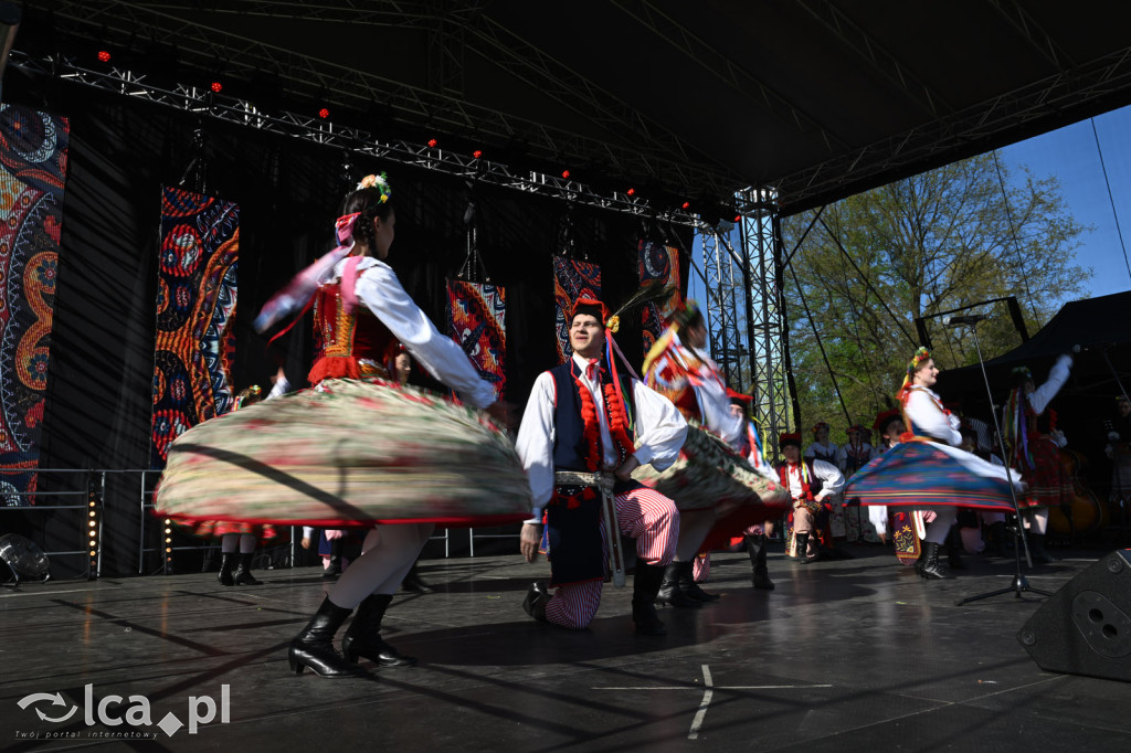 Majówka w rytmie barwnego folkloru