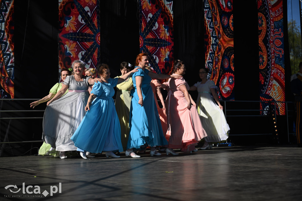 Majówka w rytmie barwnego folkloru