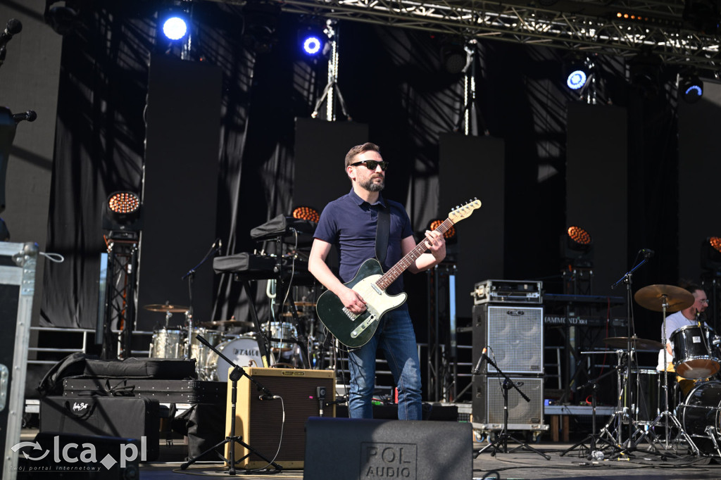 Moodglass i The Wonderland na początek