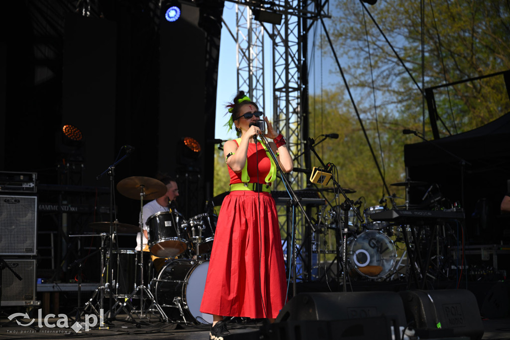 Moodglass i The Wonderland na początek