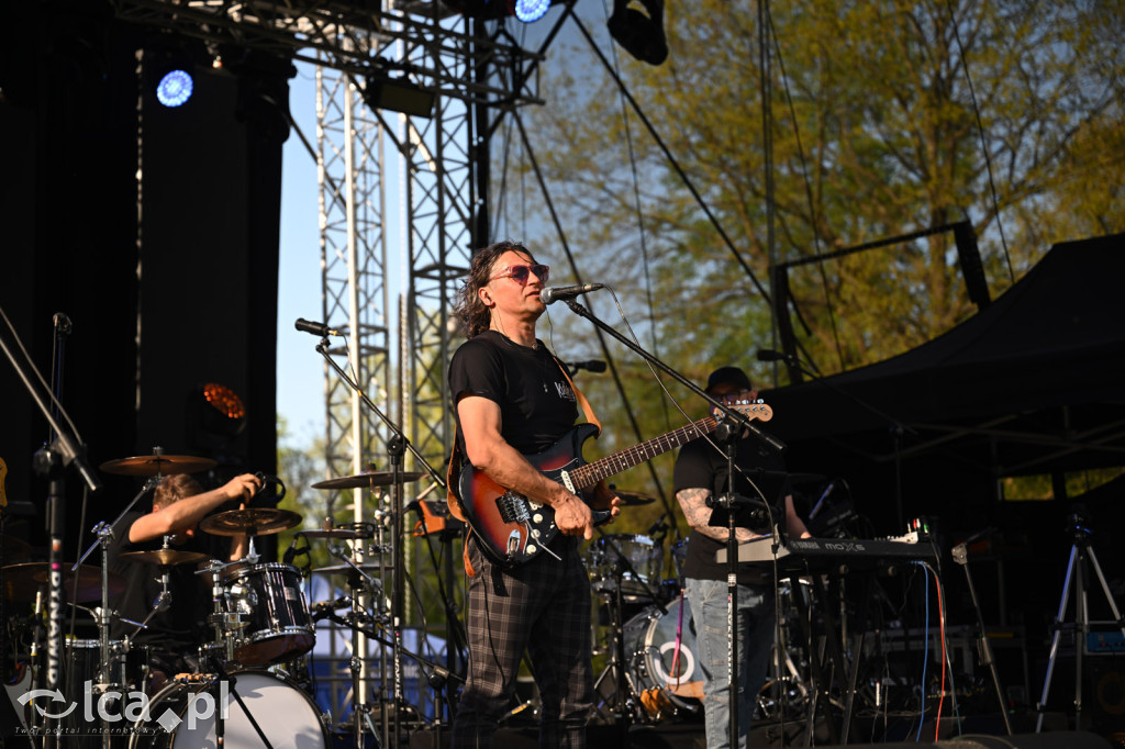 Moodglass i The Wonderland na początek