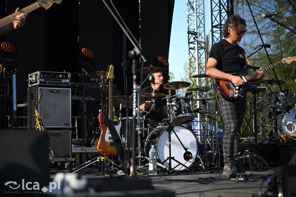Moodglass i The Wonderland na początek