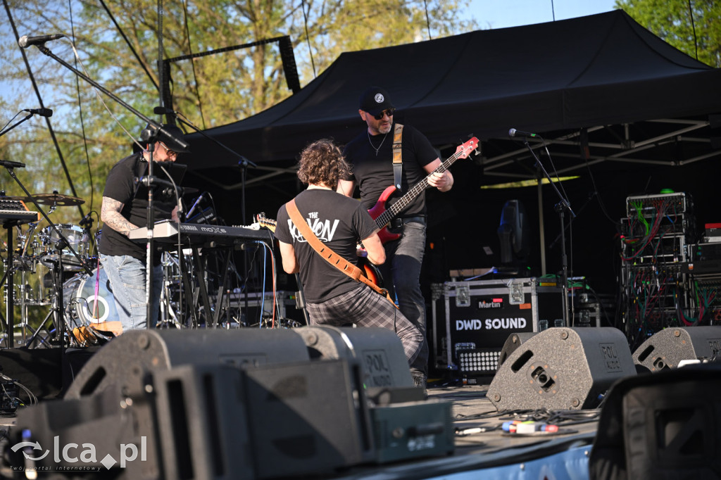 Moodglass i The Wonderland na początek
