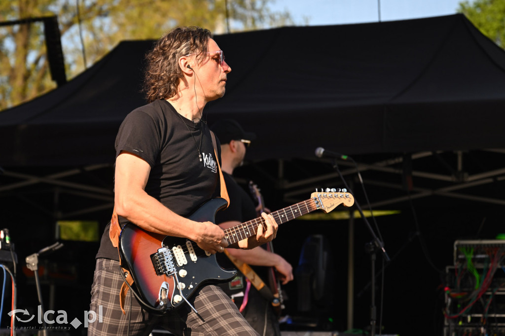 Moodglass i The Wonderland na początek