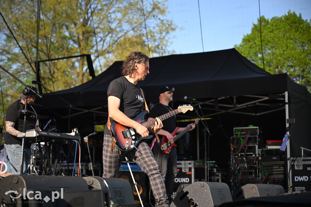 Moodglass i The Wonderland na początek