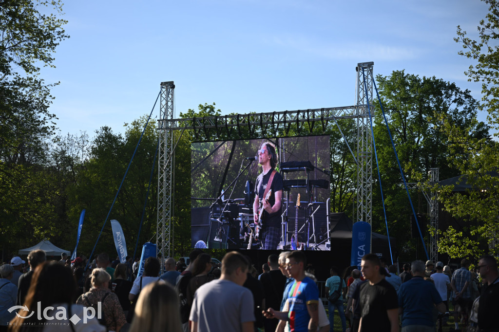 Moodglass i The Wonderland na początek