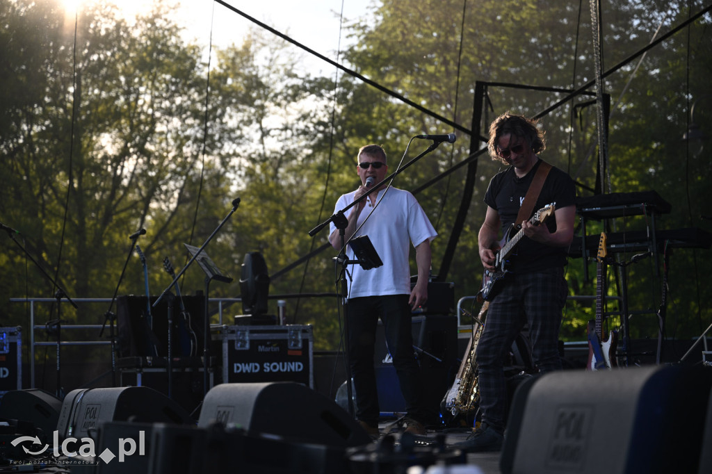 Moodglass i The Wonderland na początek