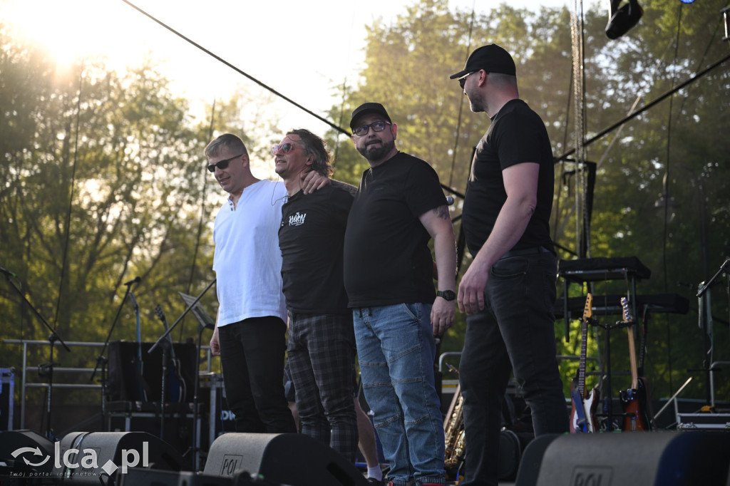 Moodglass i The Wonderland na początek