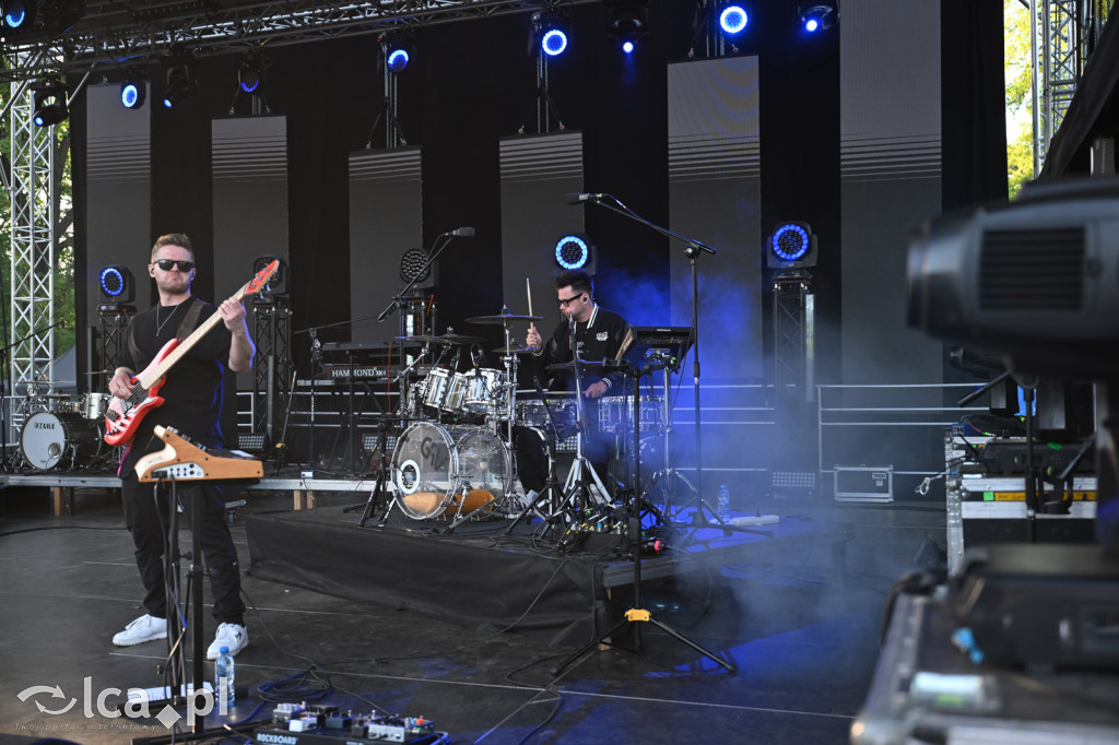Moodglass i The Wonderland na początek