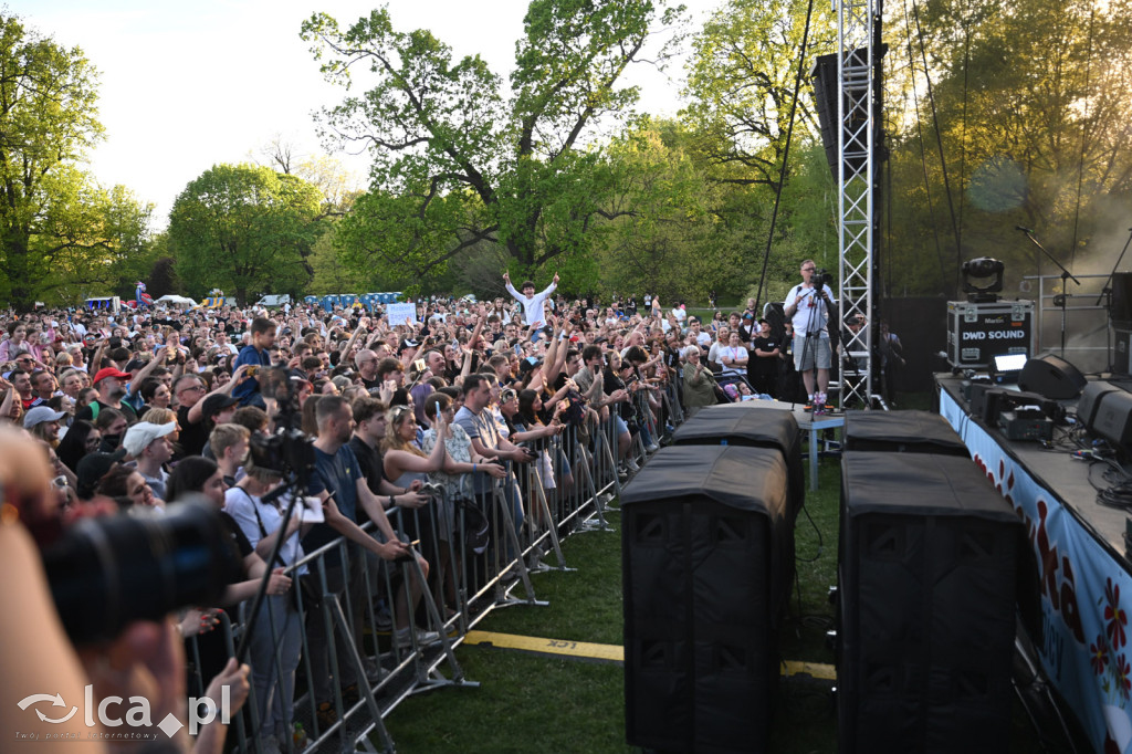 Moodglass i The Wonderland na początek