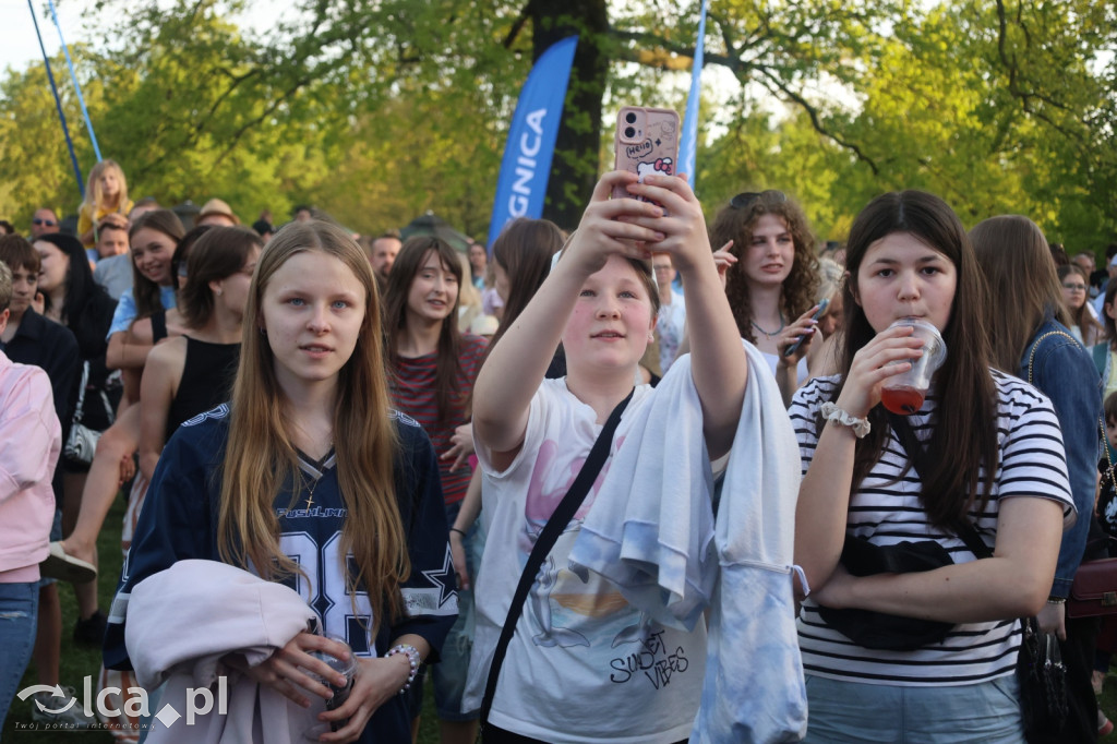Moodglass i The Wonderland na początek