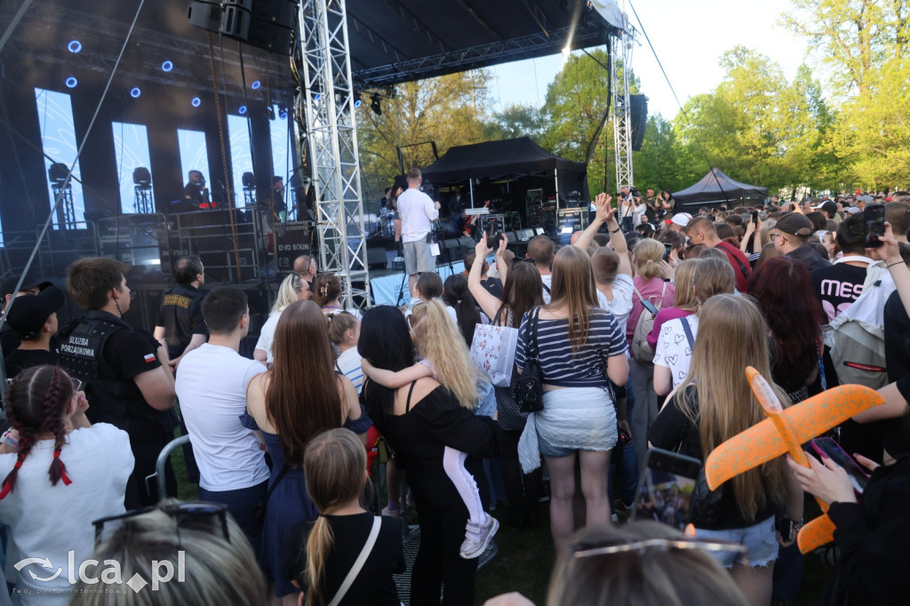 Moodglass i The Wonderland na początek