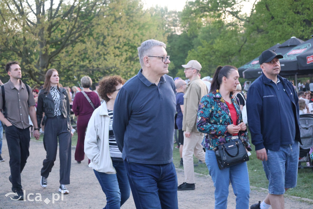 Moodglass i The Wonderland na początek