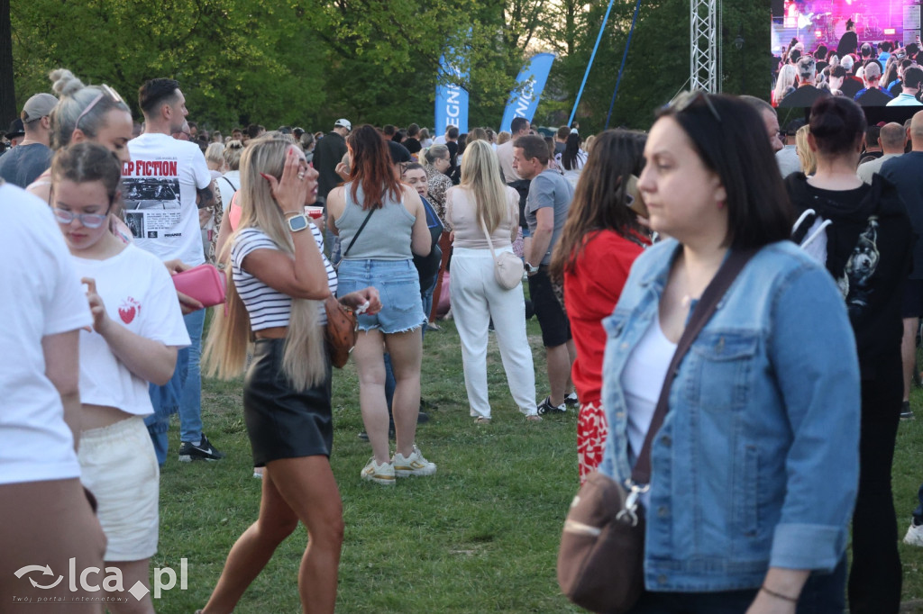 Moodglass i The Wonderland na początek