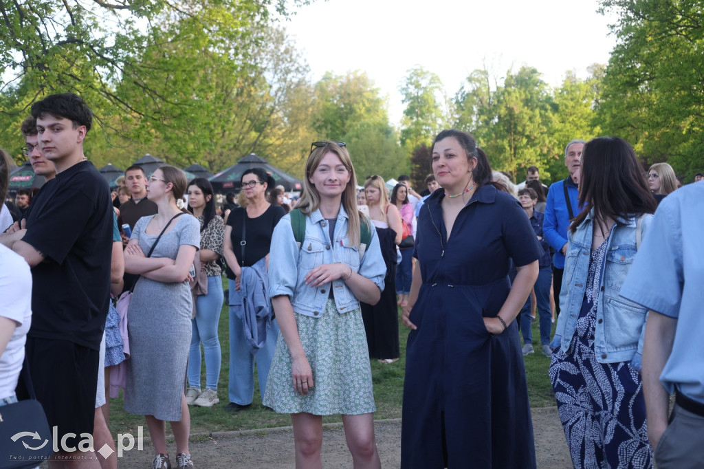 Moodglass i The Wonderland na początek