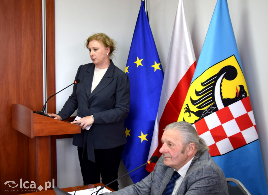 Sesja rady powiatu z pakietem uchwał