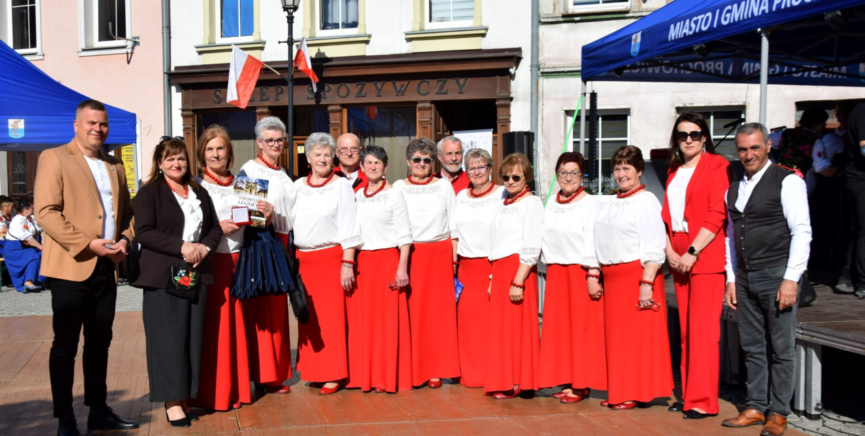 Folklor i tradycja spotkały się w Prochowicach