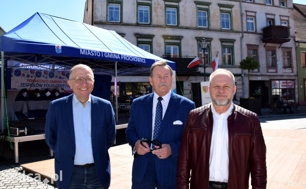 Folklor i tradycja spotkały się w Prochowicach