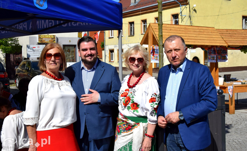 Folklor i tradycja spotkały się w Prochowicach