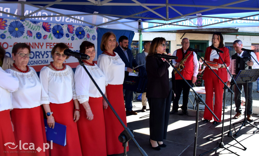 Folklor i tradycja spotkały się w Prochowicach