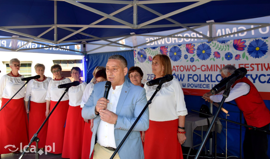 Folklor i tradycja spotkały się w Prochowicach